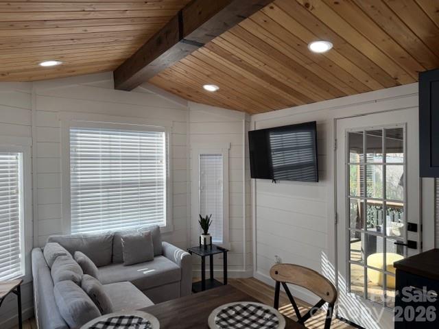 206 Cardinal Drive #679 — New London
