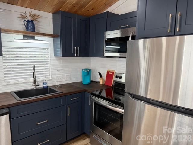 206 Cardinal Drive #679 — New London