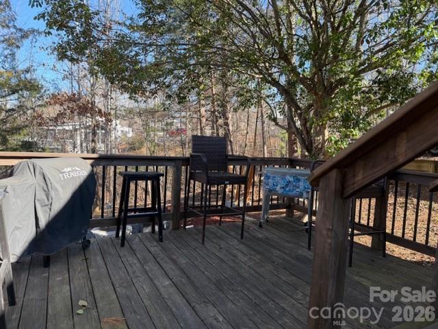 206 Cardinal Drive #679 — New London