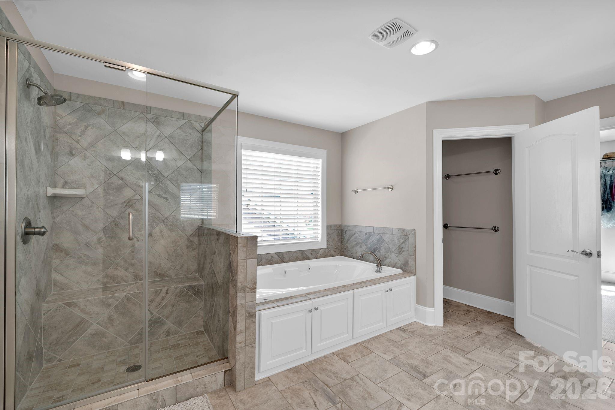 4016 Widgeon Way — Waxhaw