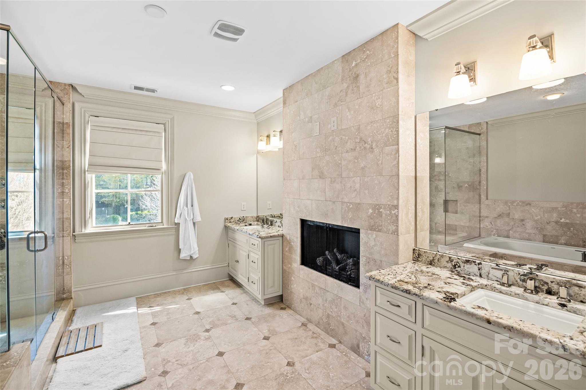 1794 Sterling Road — Charlotte