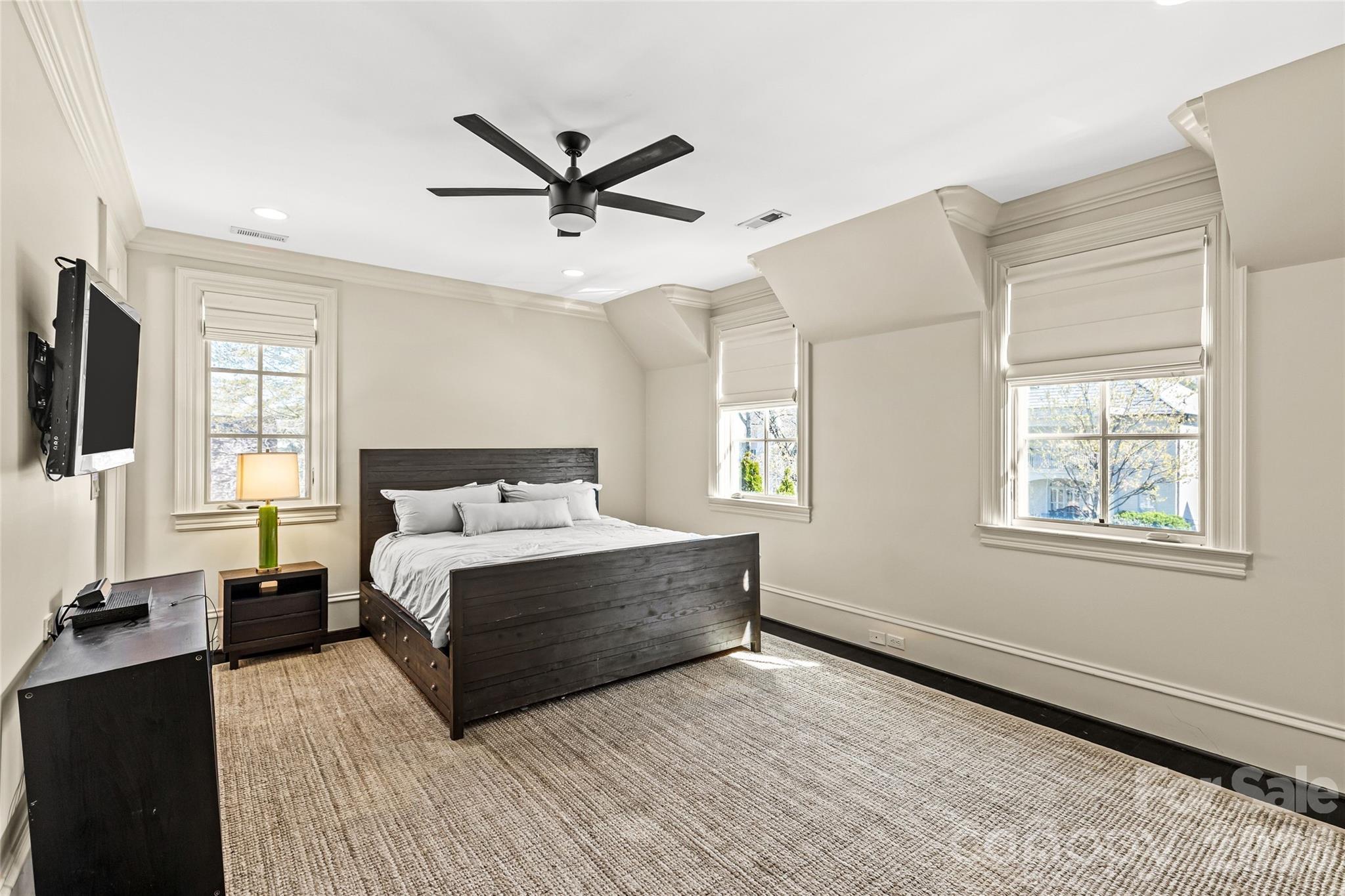 1794 Sterling Road — Charlotte