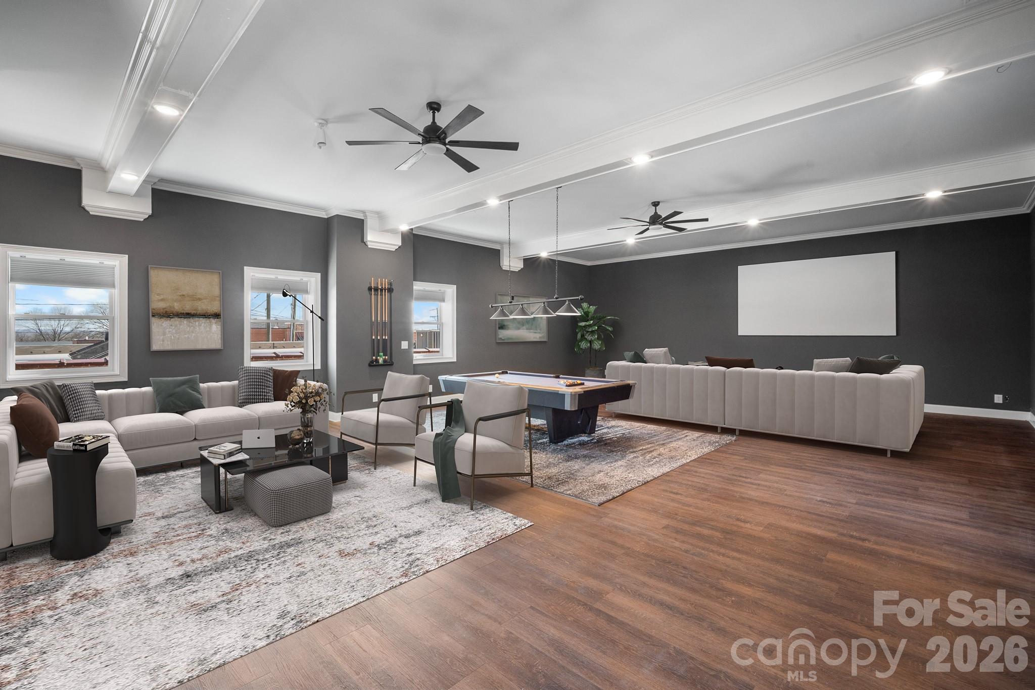 121 N Main Street — Lexington