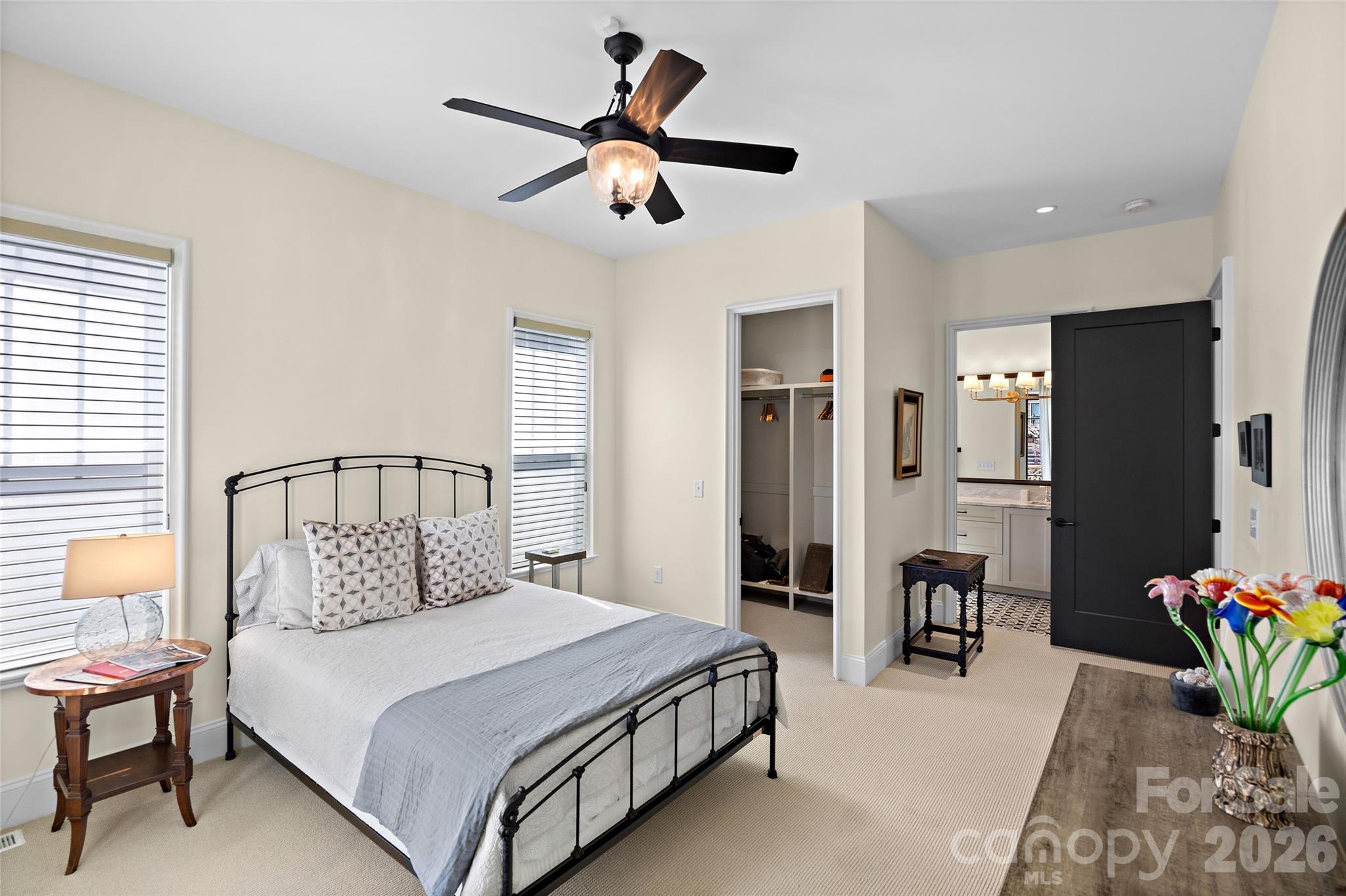 2649 Chesterfield Avenue — Charlotte