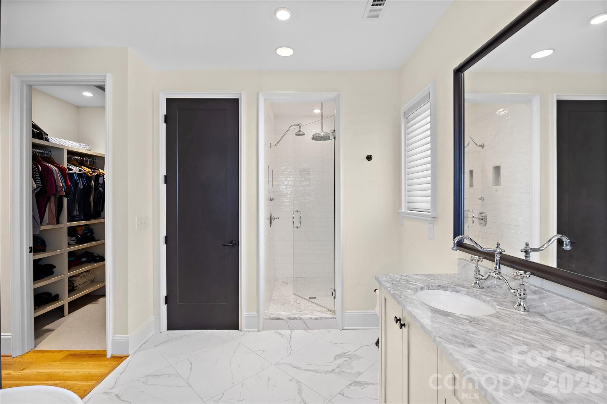 2649 Chesterfield Avenue — Charlotte