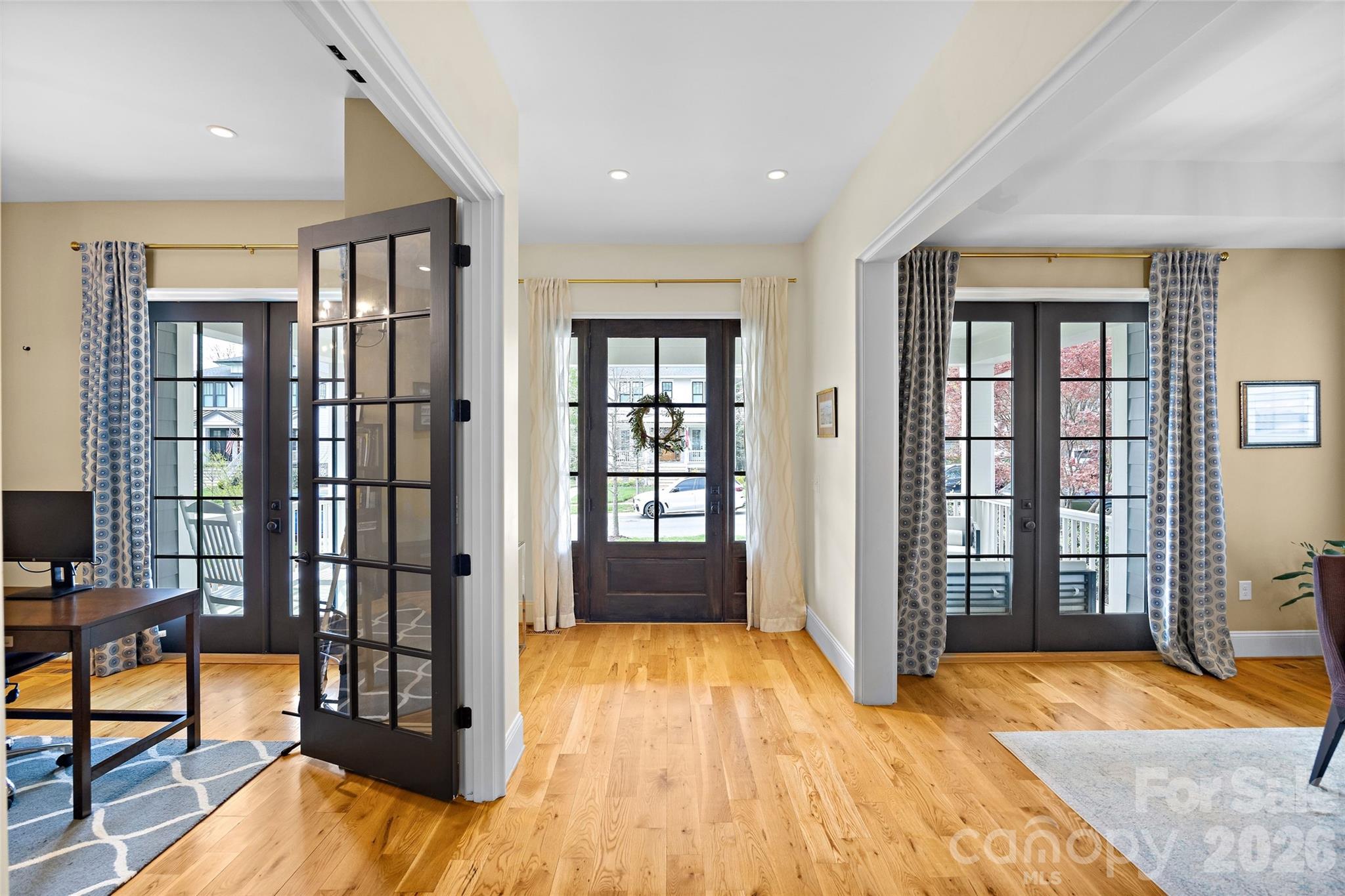 2649 Chesterfield Avenue — Charlotte