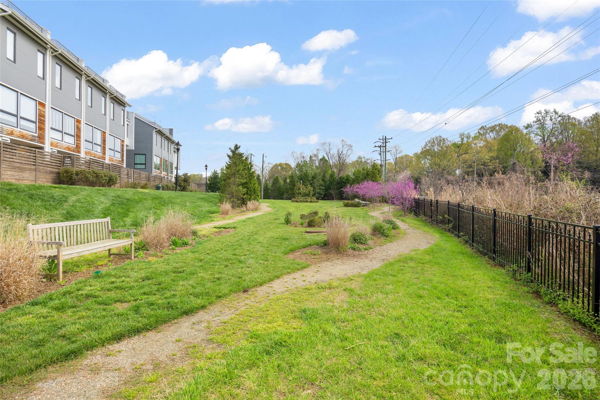 2649 Chesterfield Avenue — Charlotte