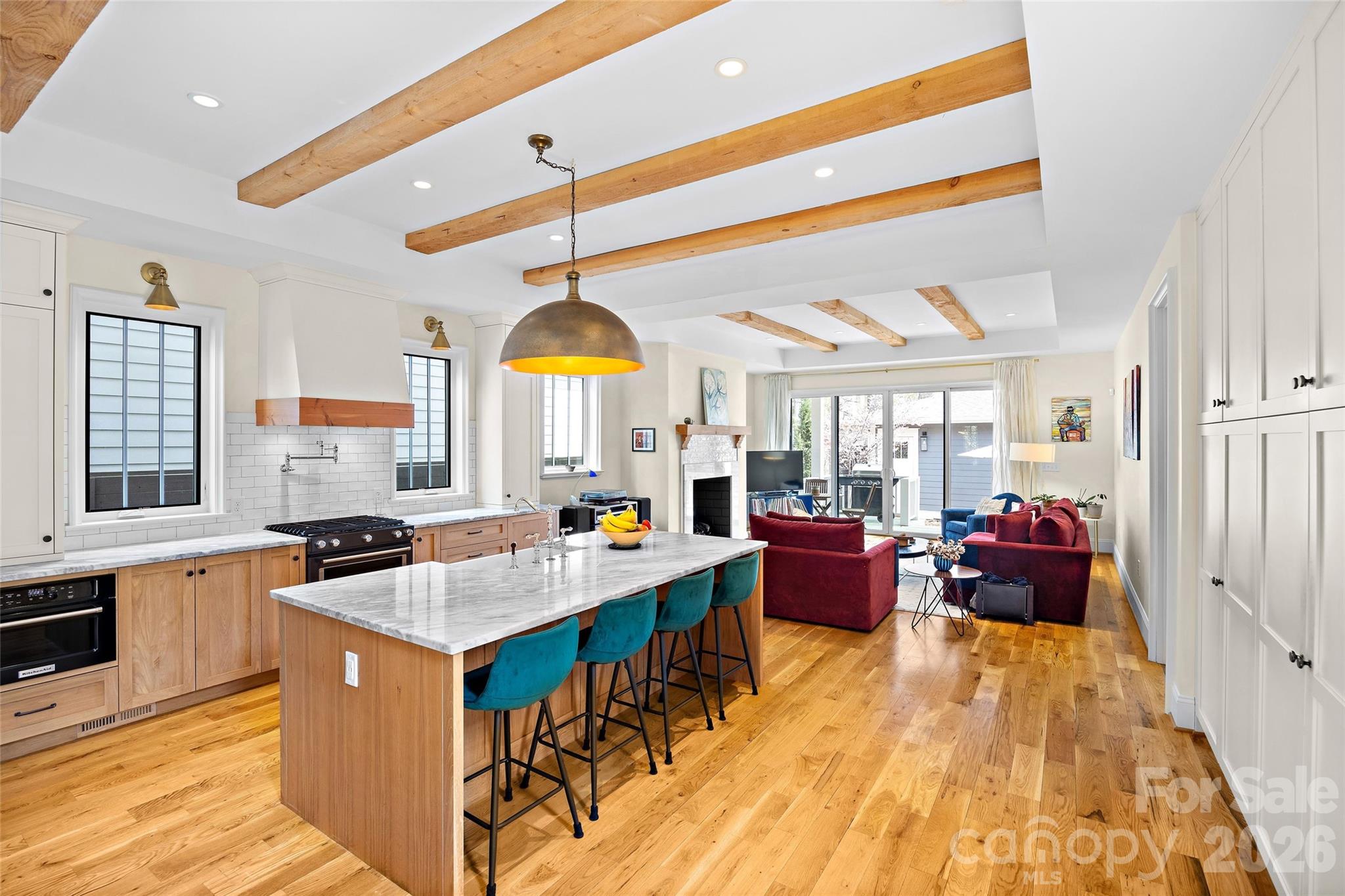 2649 Chesterfield Avenue — Charlotte