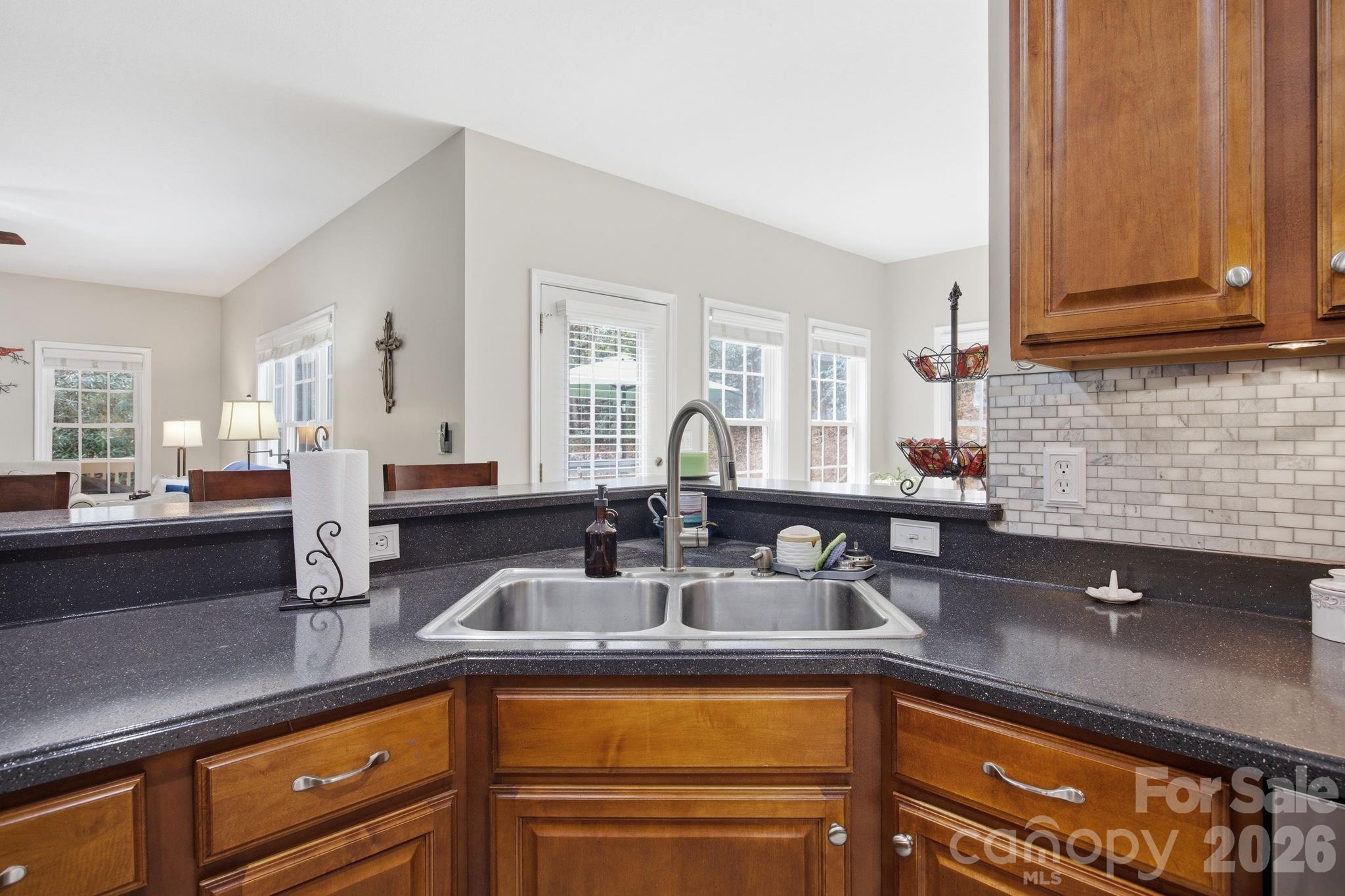 273 Cross Creek Drive — Marion