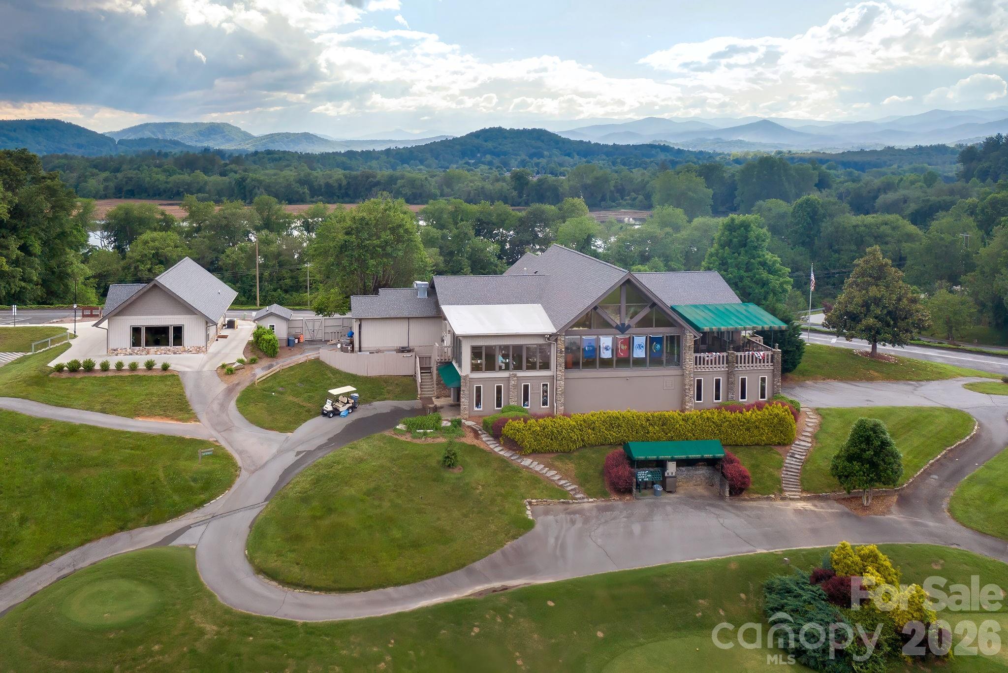 96 Copper Creek Lane — Hendersonville