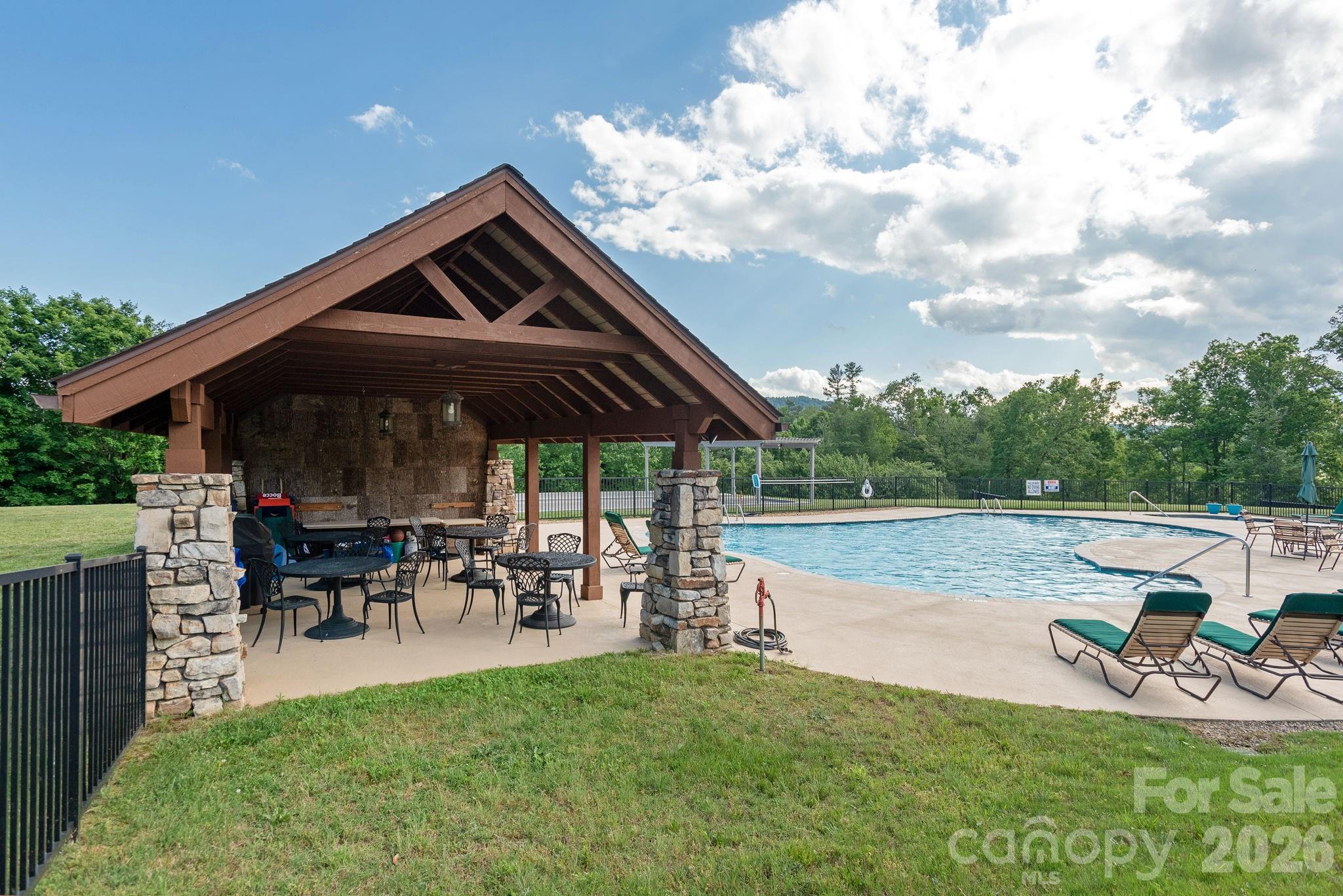 96 Copper Creek Lane — Hendersonville