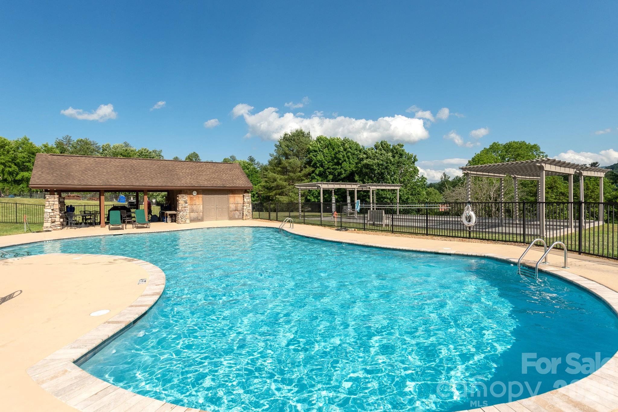 96 Copper Creek Lane — Hendersonville