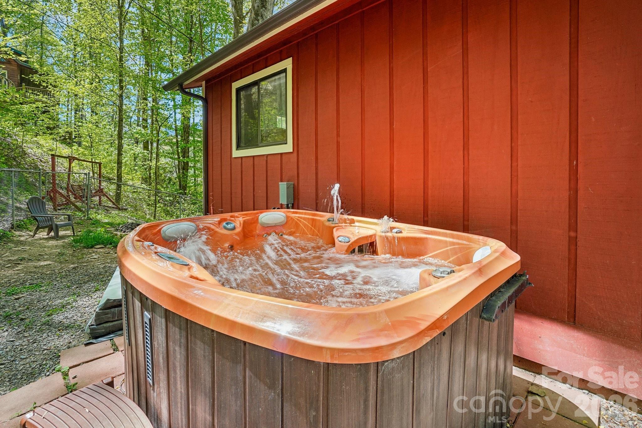 68 Split Rail Drive — Maggie Valley