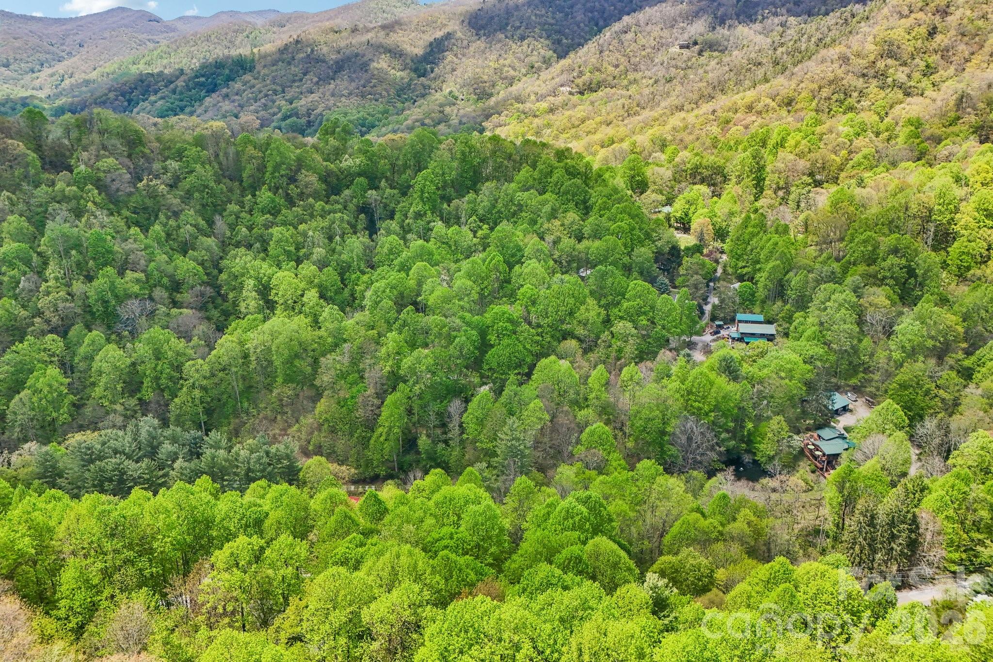 68 Split Rail Drive — Maggie Valley