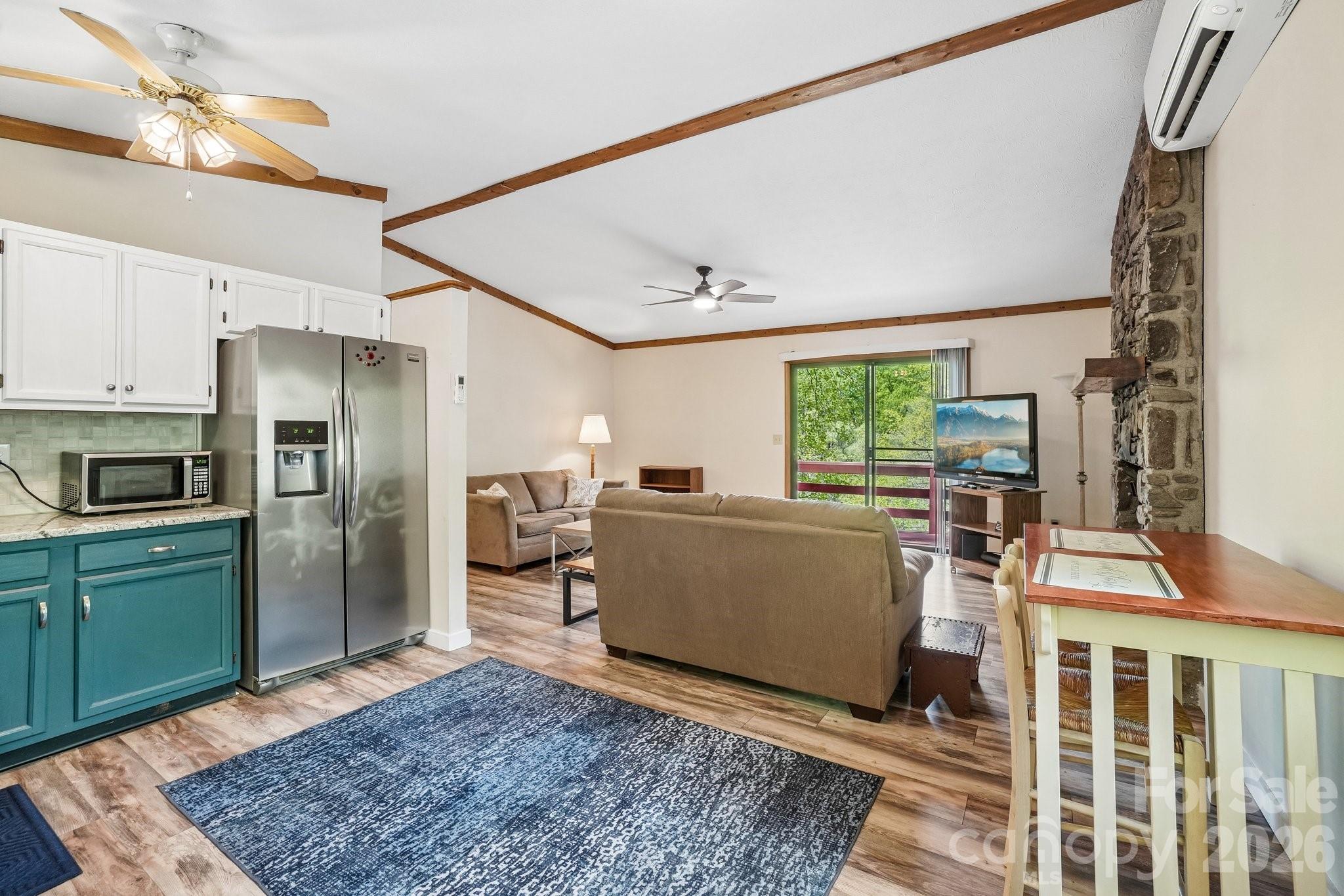 68 Split Rail Drive — Maggie Valley