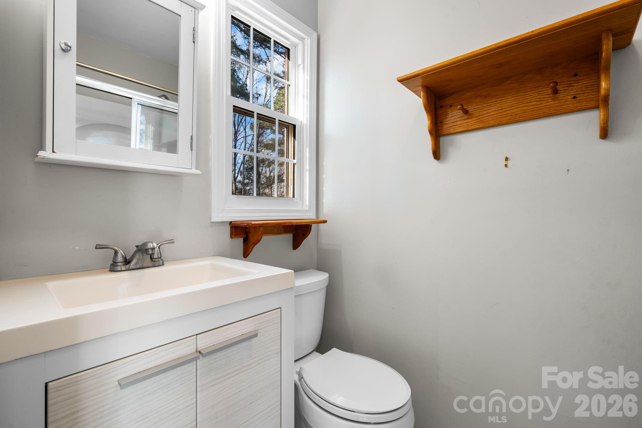 1629 NC 126 Road — Morganton