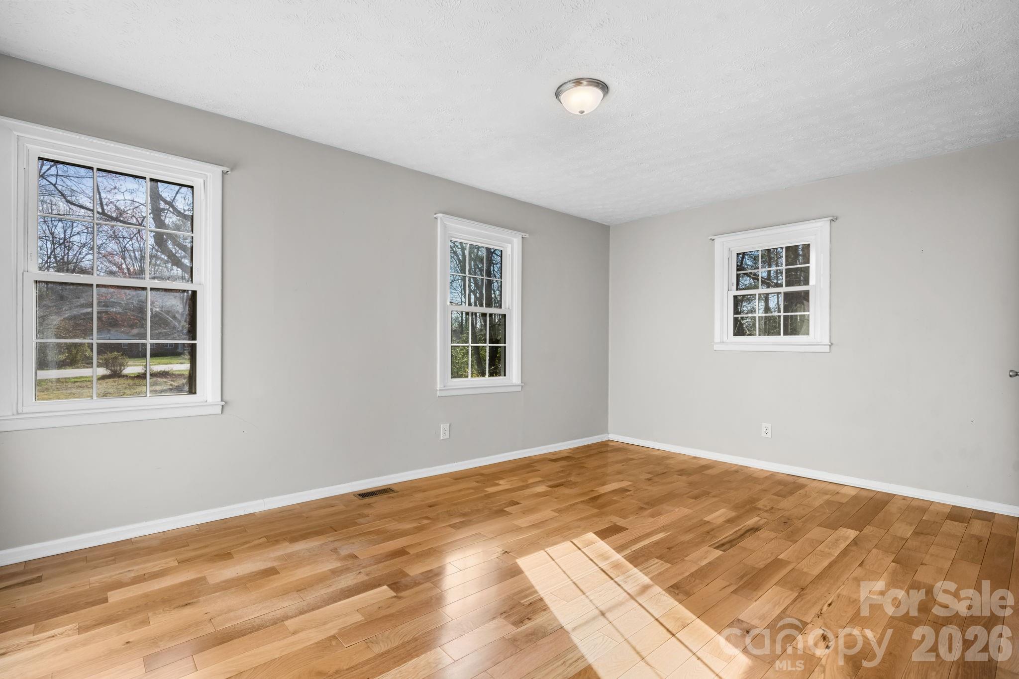 1629 NC 126 Road — Morganton