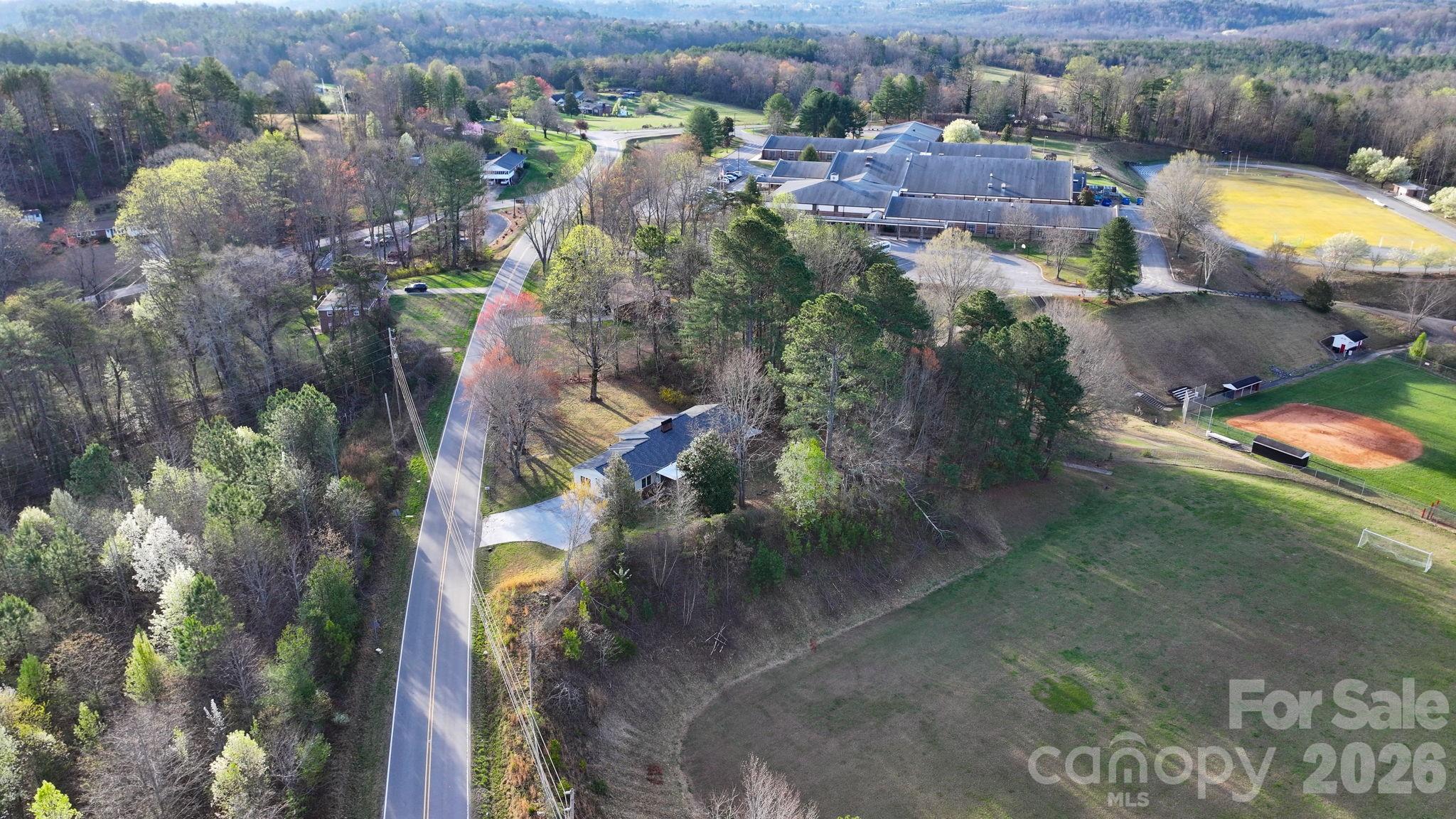 1629 NC 126 Road — Morganton