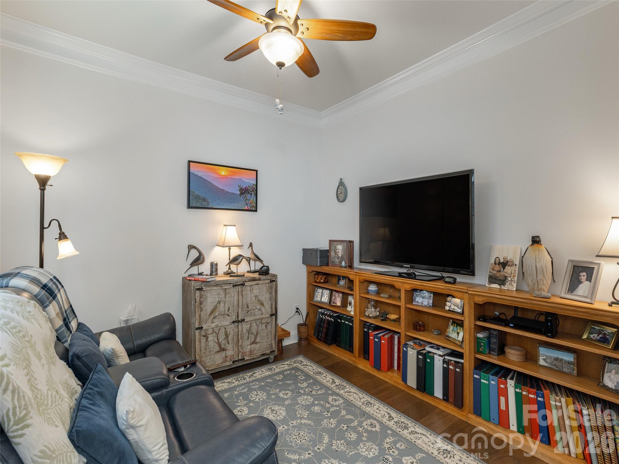 748 Summerfield Place — Flat Rock