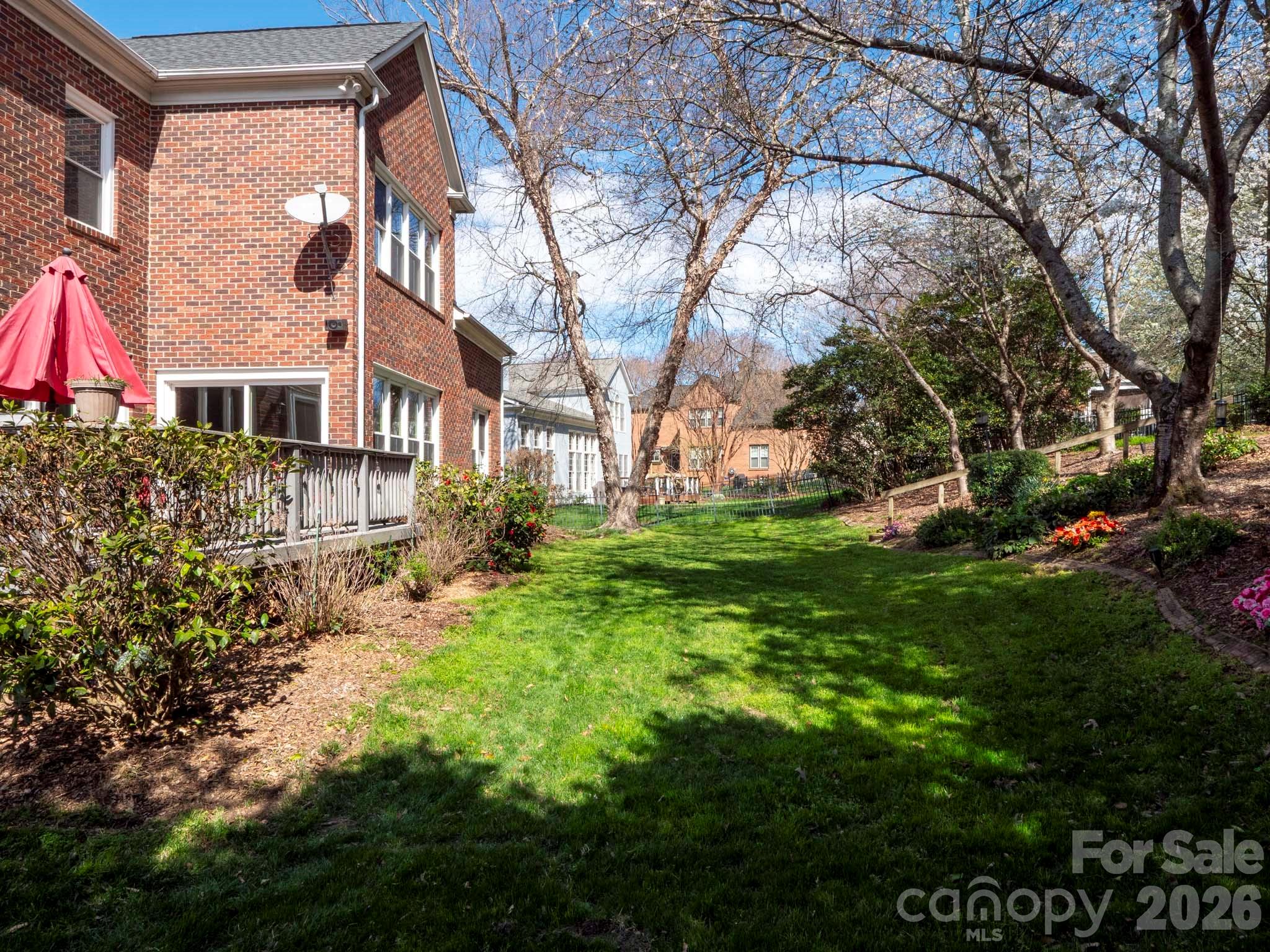 5423 Piper Glen Drive — Charlotte