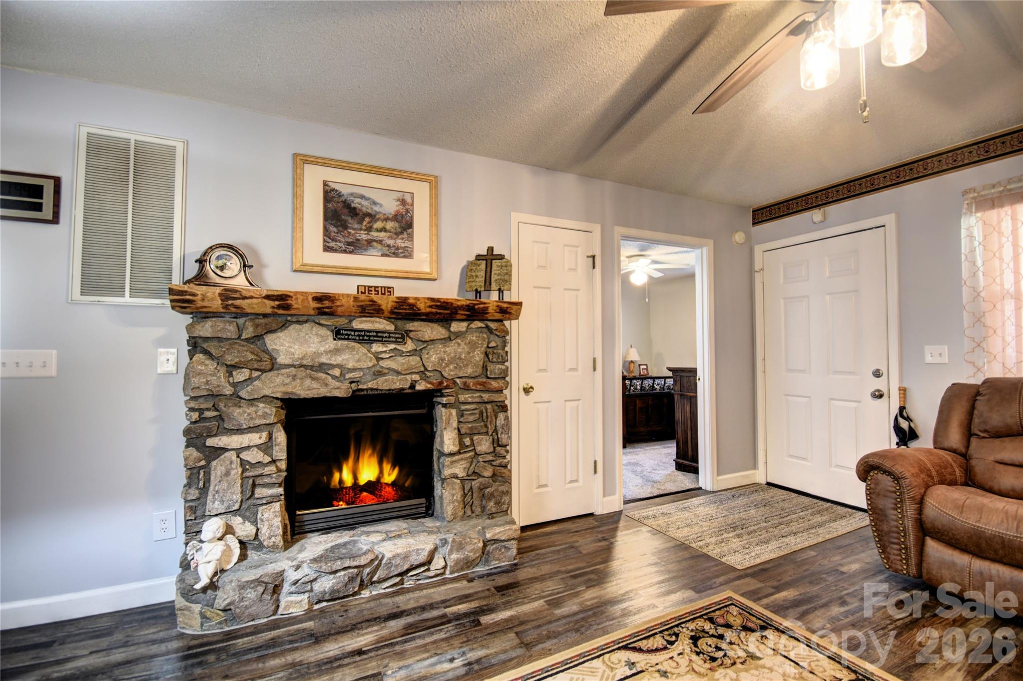 148 Market Street — Maggie Valley