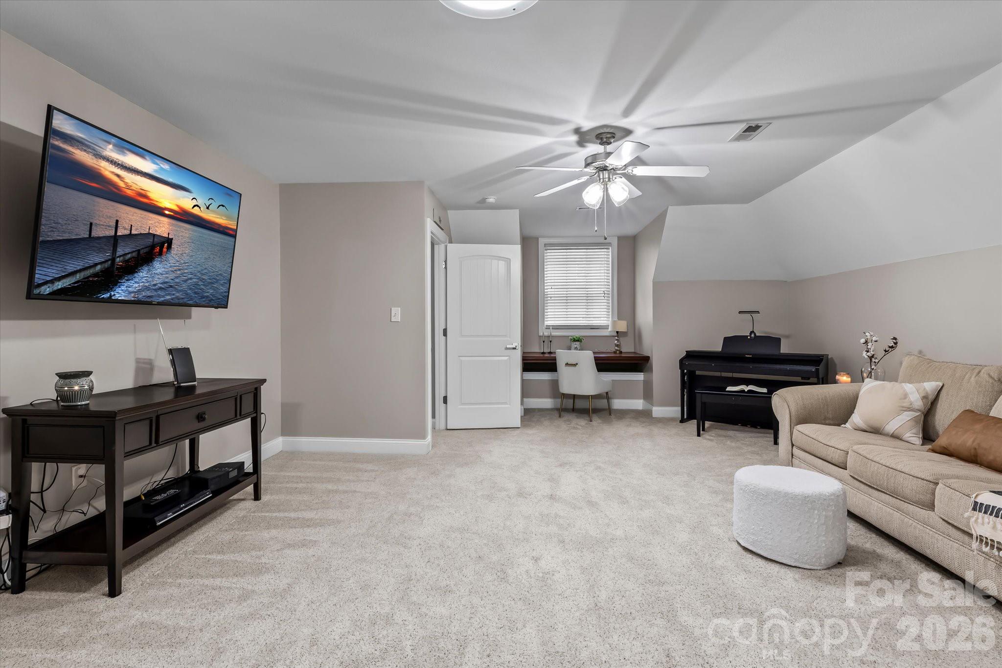 4950 River Hills Drive — Denver