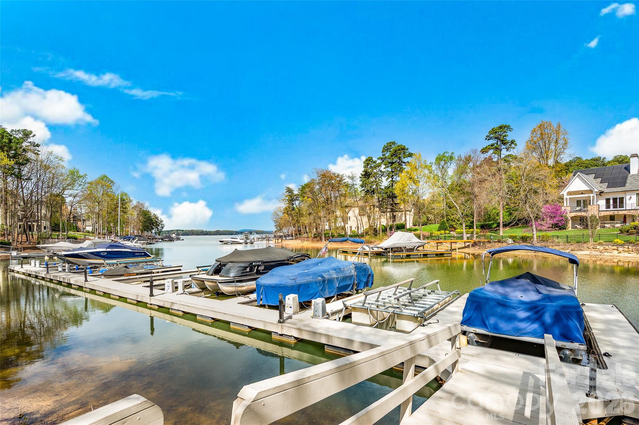 141 Stonewall Beach Lane — Mooresville