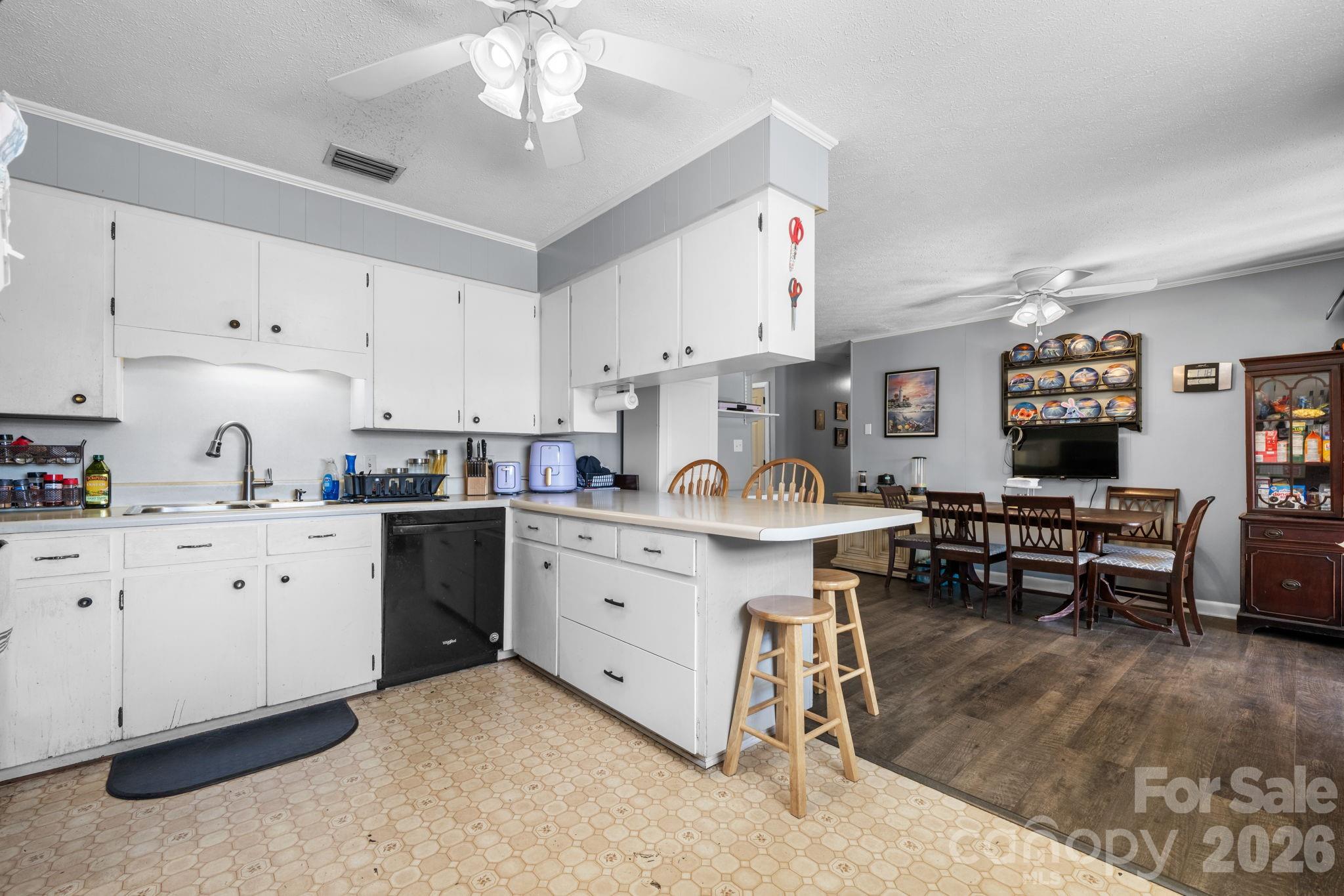 103 Hamp Street — Morganton