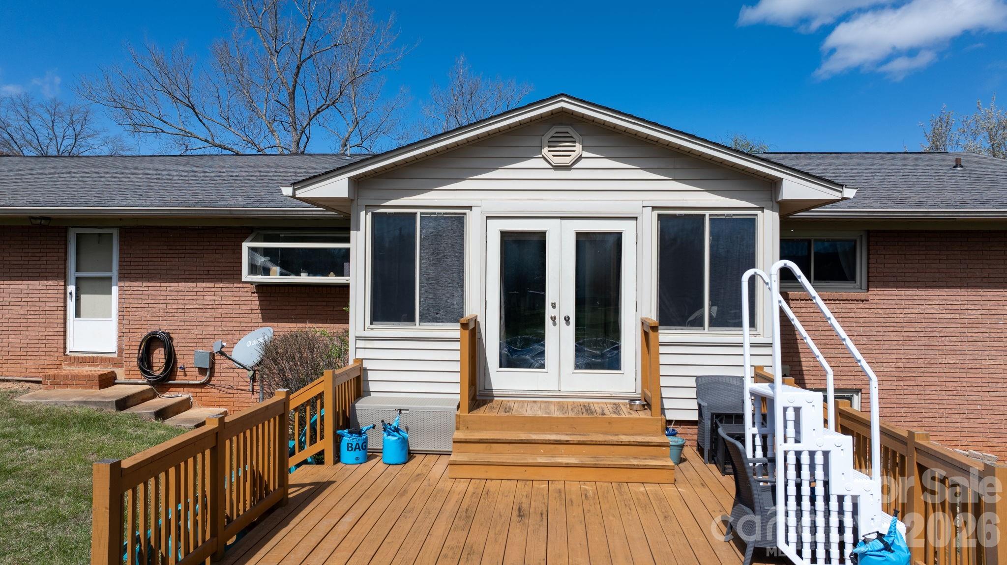 103 Hamp Street — Morganton