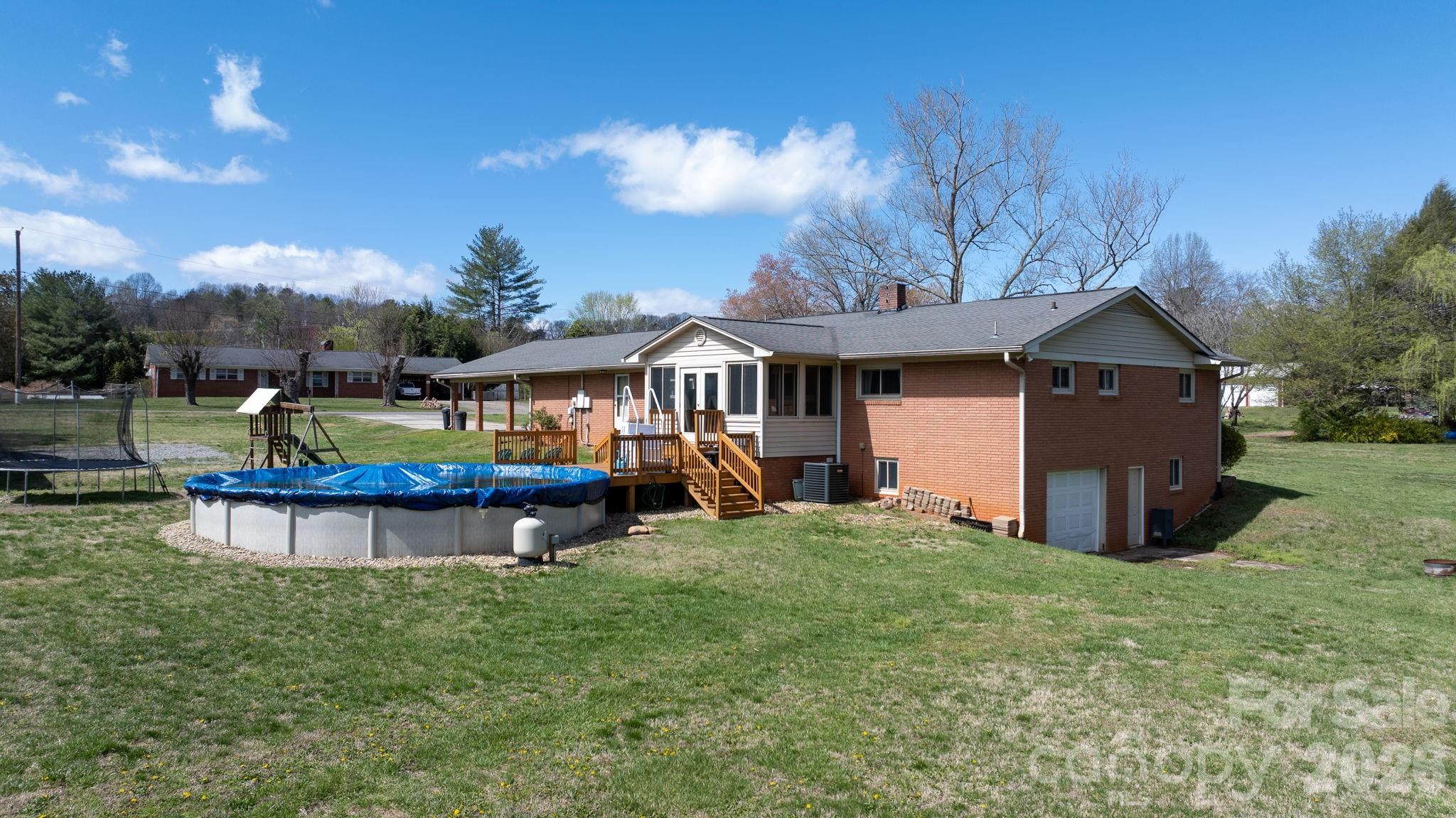 103 Hamp Street — Morganton