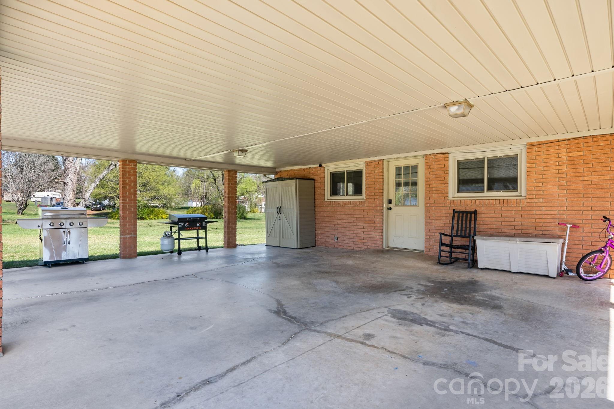 103 Hamp Street — Morganton