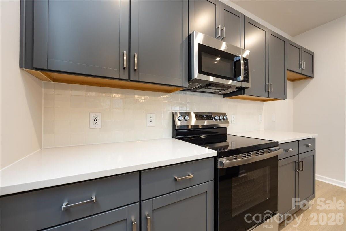 6017 Longar Lane — Charlotte