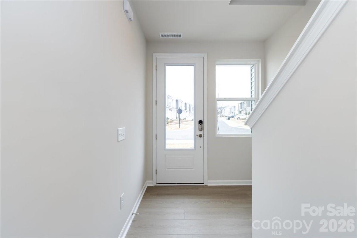 6017 Longar Lane — Charlotte
