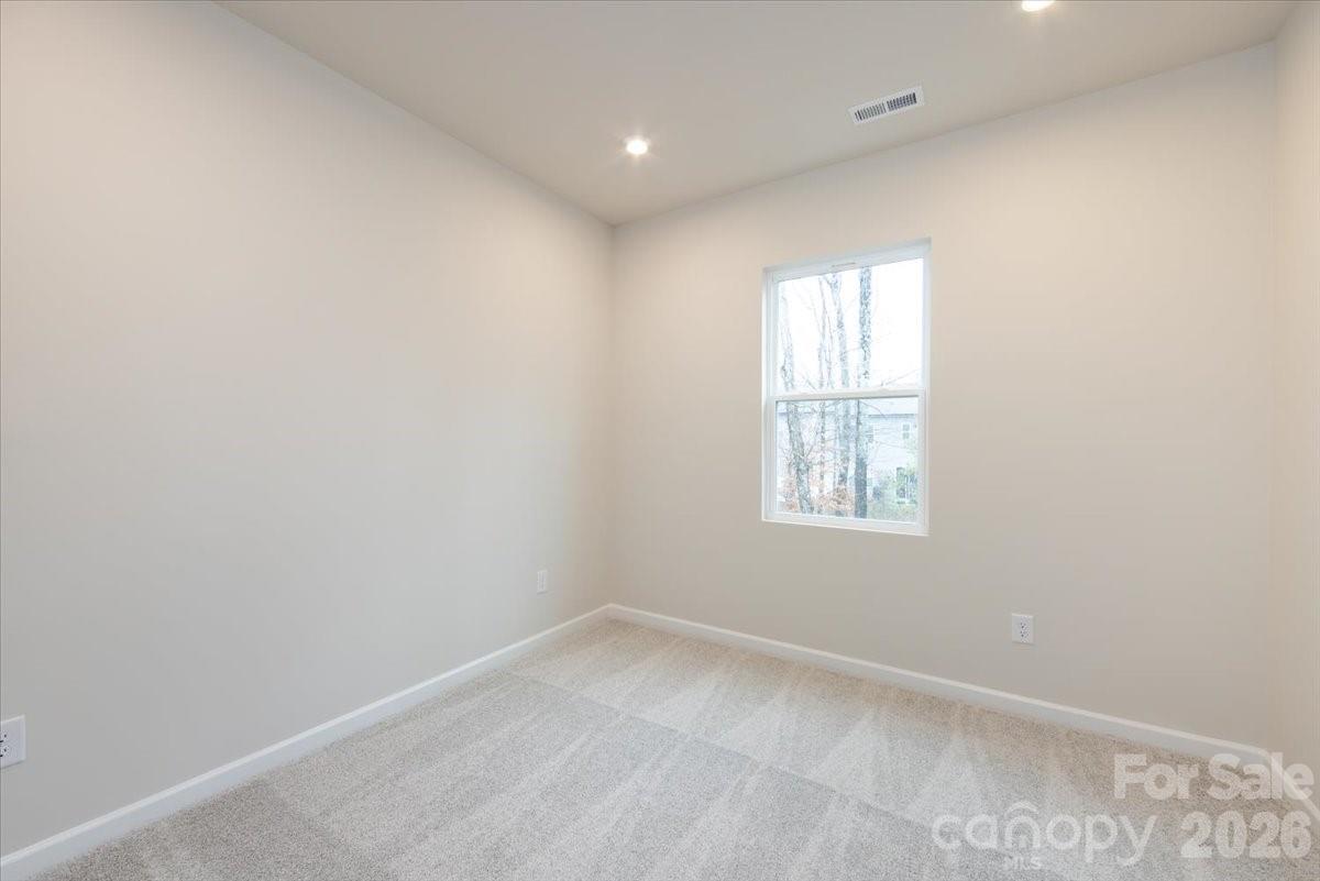 6017 Longar Lane — Charlotte