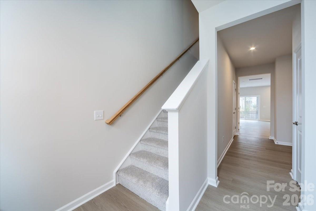 6017 Longar Lane — Charlotte
