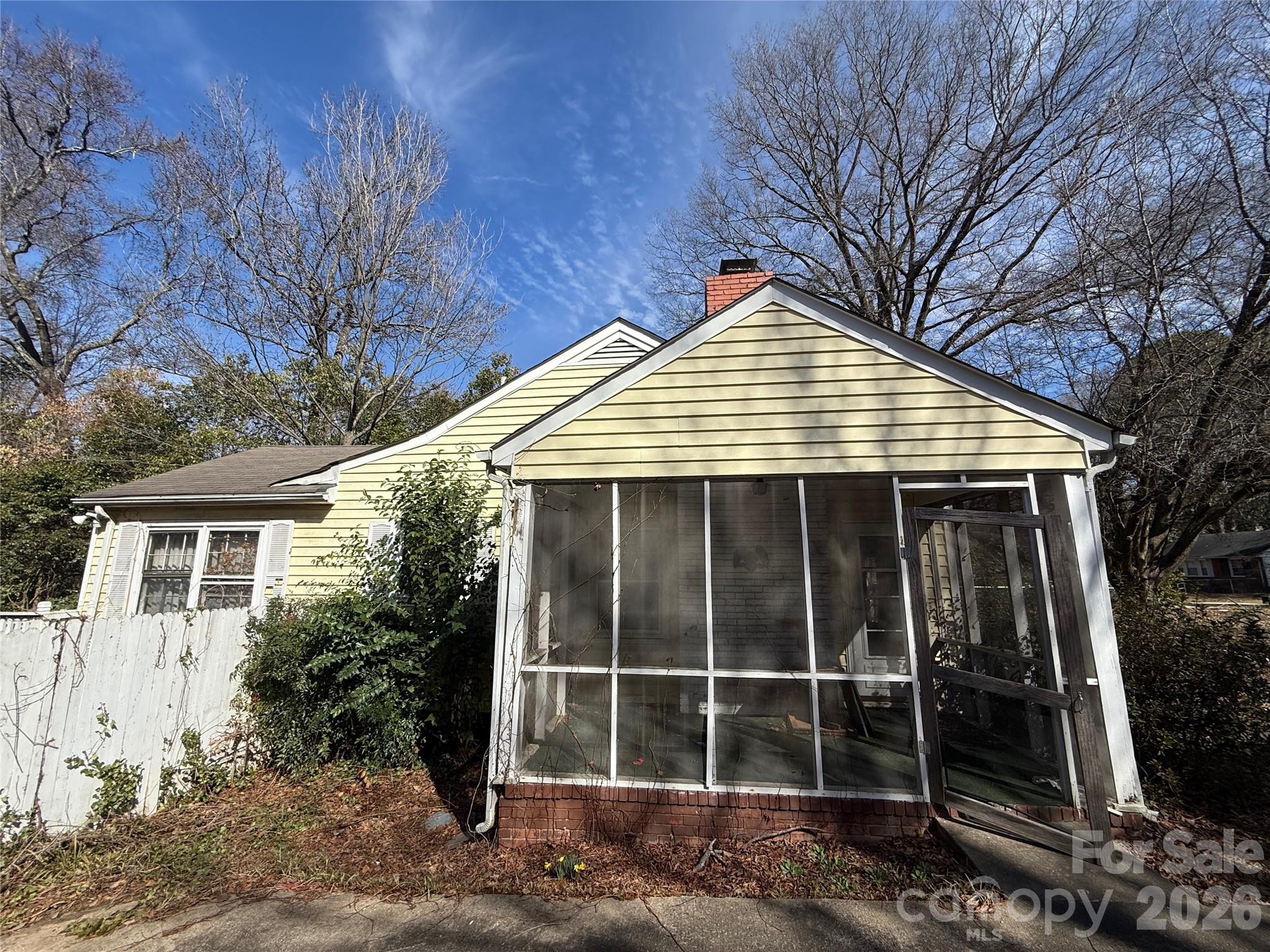 4215 Dinglewood Avenue — Charlotte