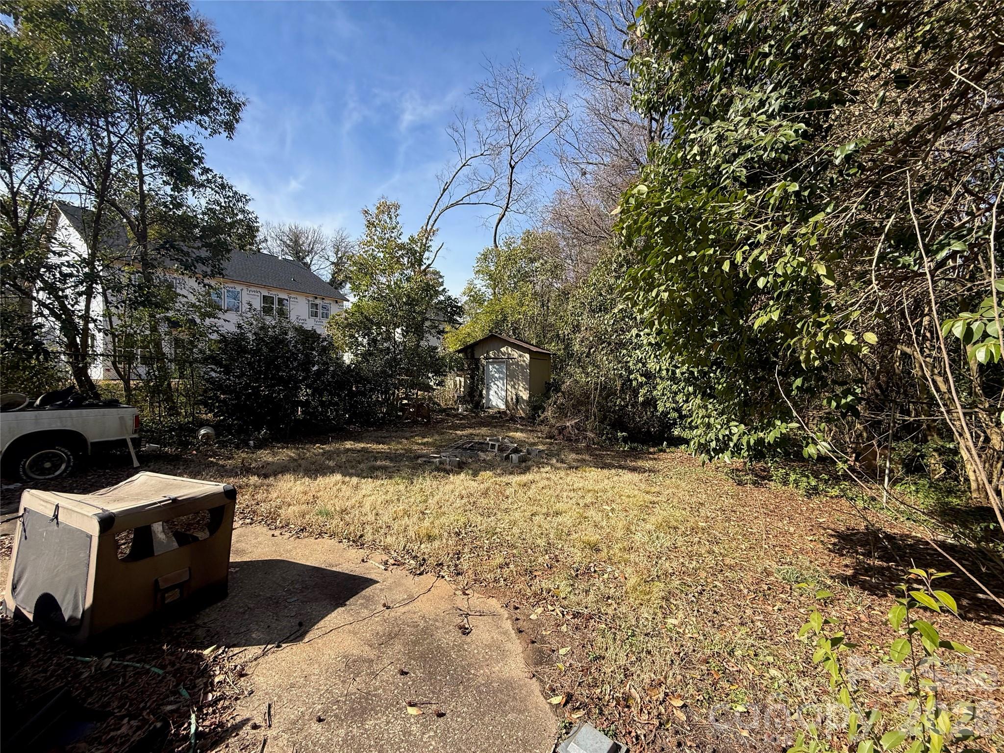 4215 Dinglewood Avenue — Charlotte