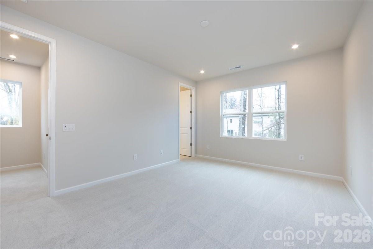 6001 Longar Lane — Charlotte