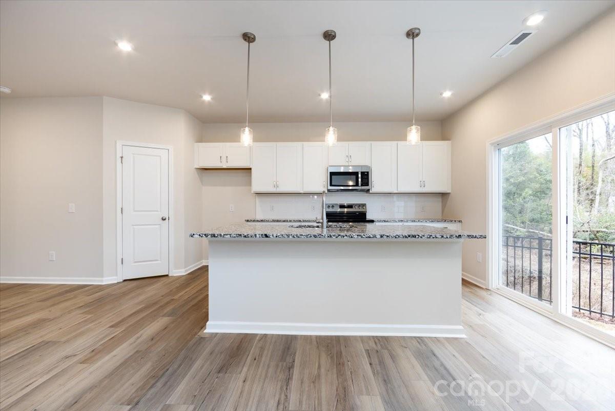 6001 Longar Lane — Charlotte