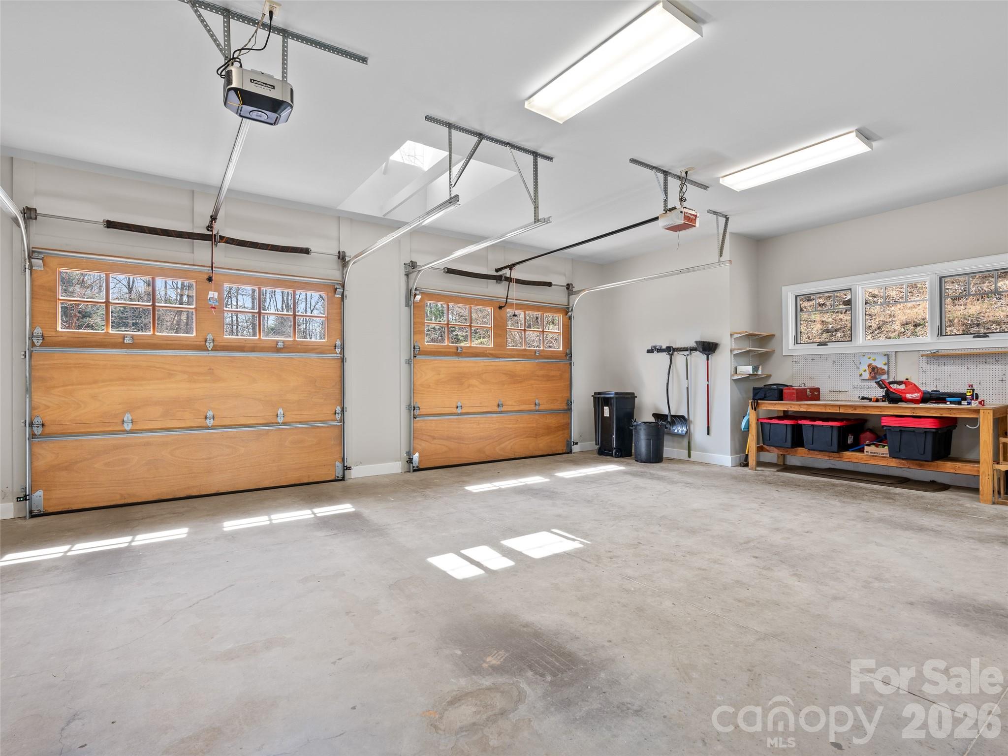 276 Stone Valley Way — Hendersonville