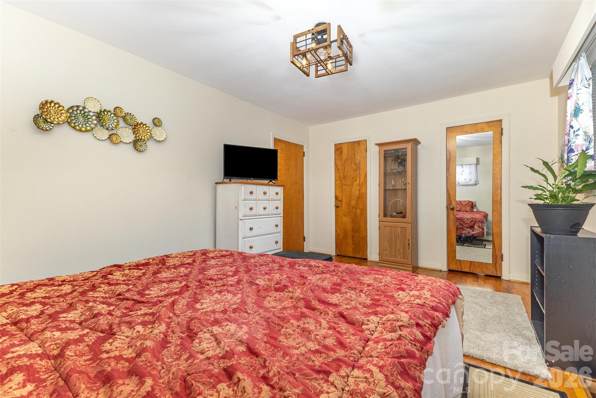 100 Ruby Lane — Gastonia