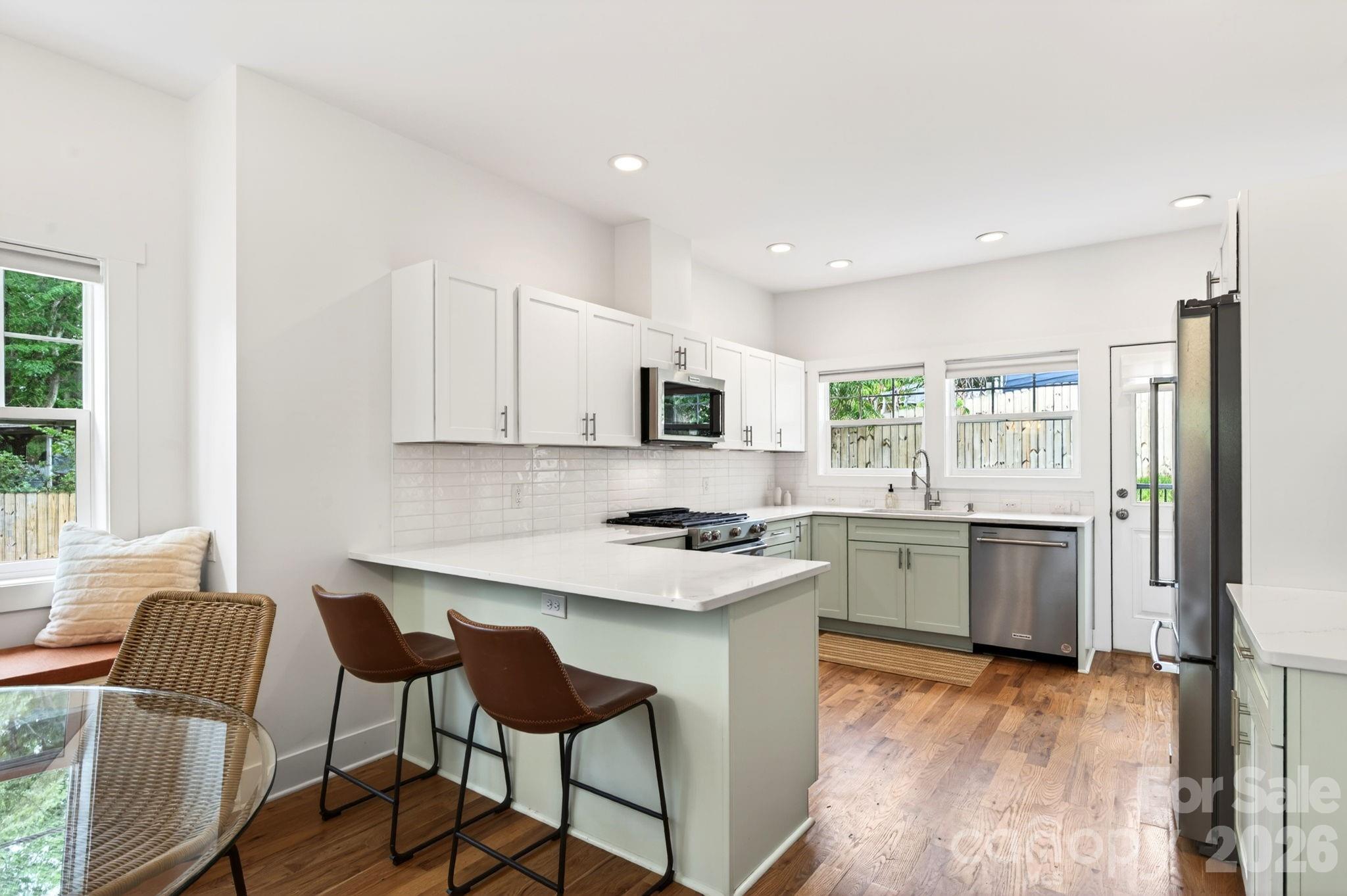 163 Sand Hill Road — Asheville
