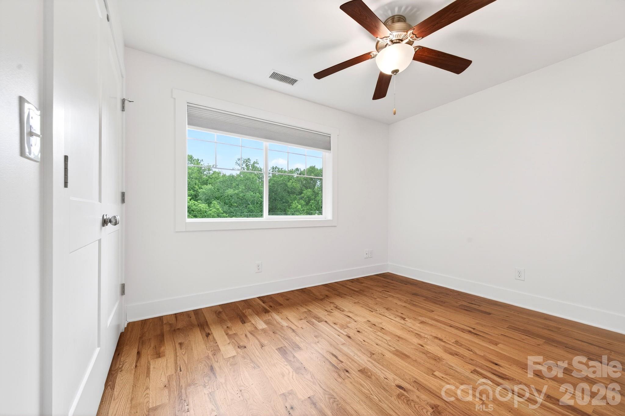 163 Sand Hill Road — Asheville