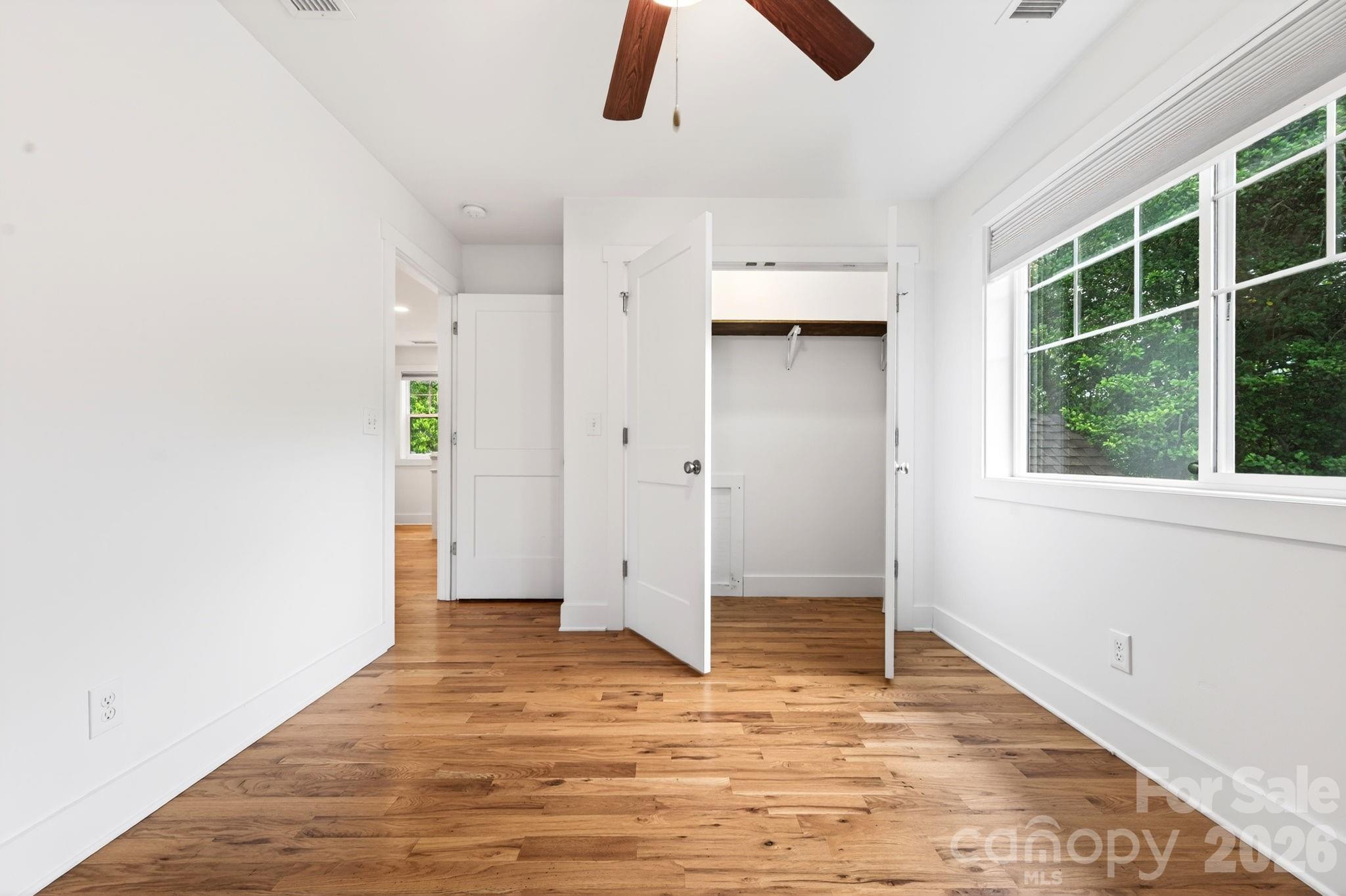163 Sand Hill Road — Asheville