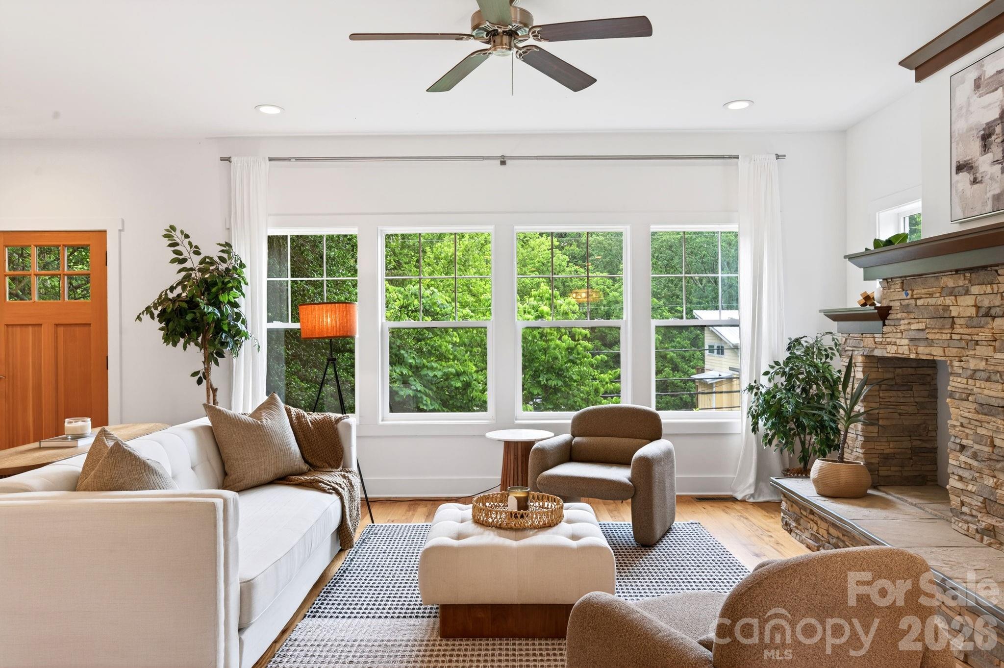 163 Sand Hill Road — Asheville