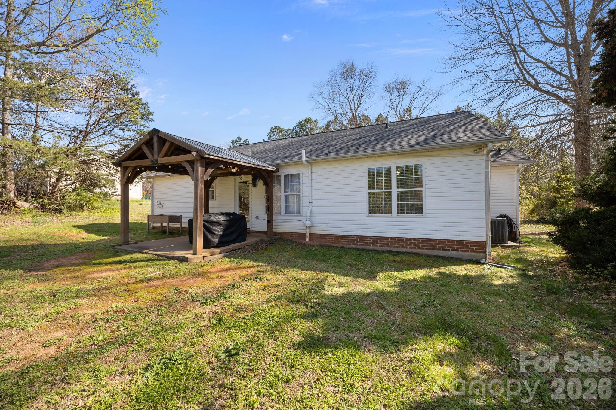 107 Panther Creek Road E — Troutman