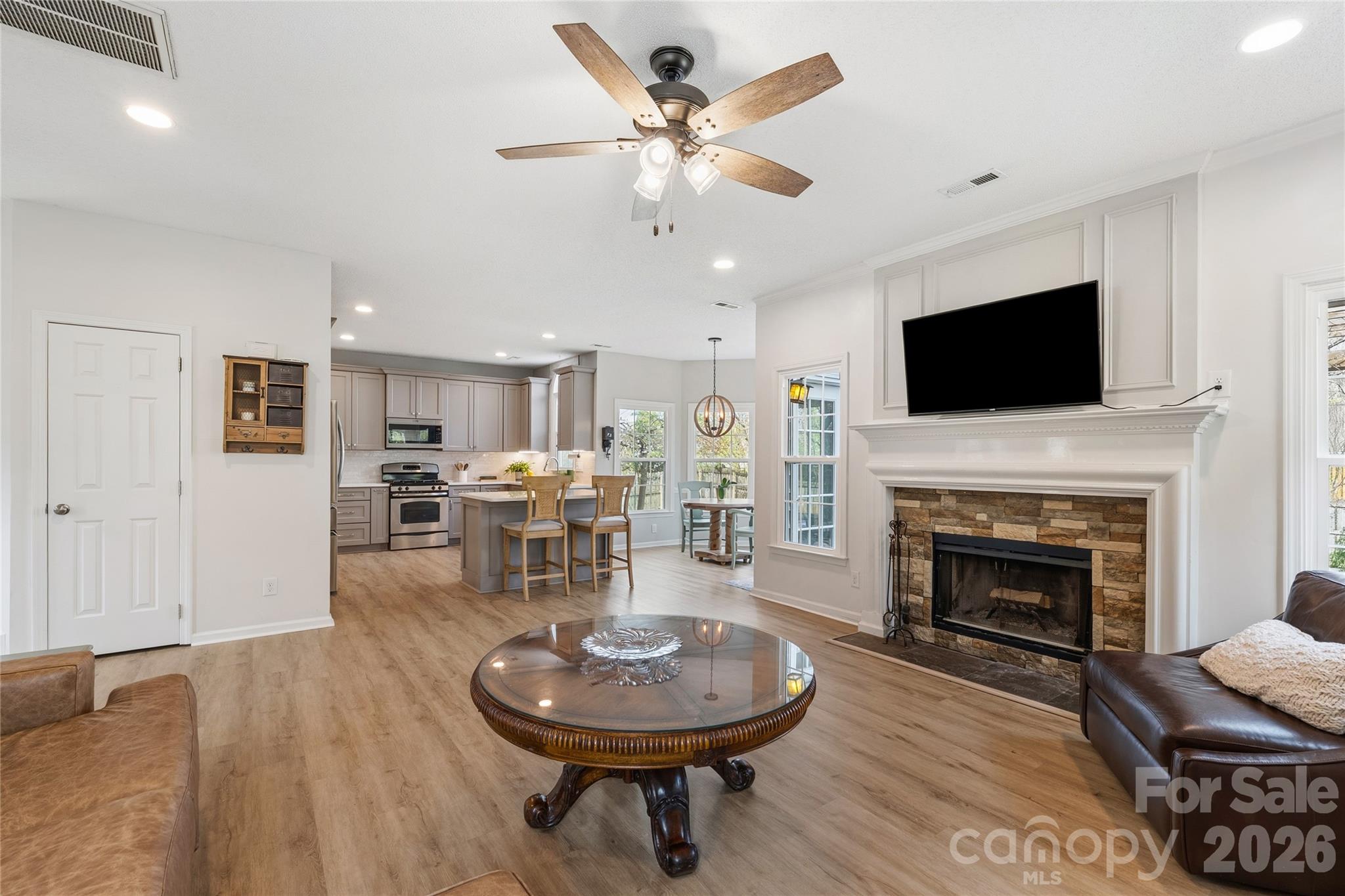 8520 Newton Lane — Charlotte