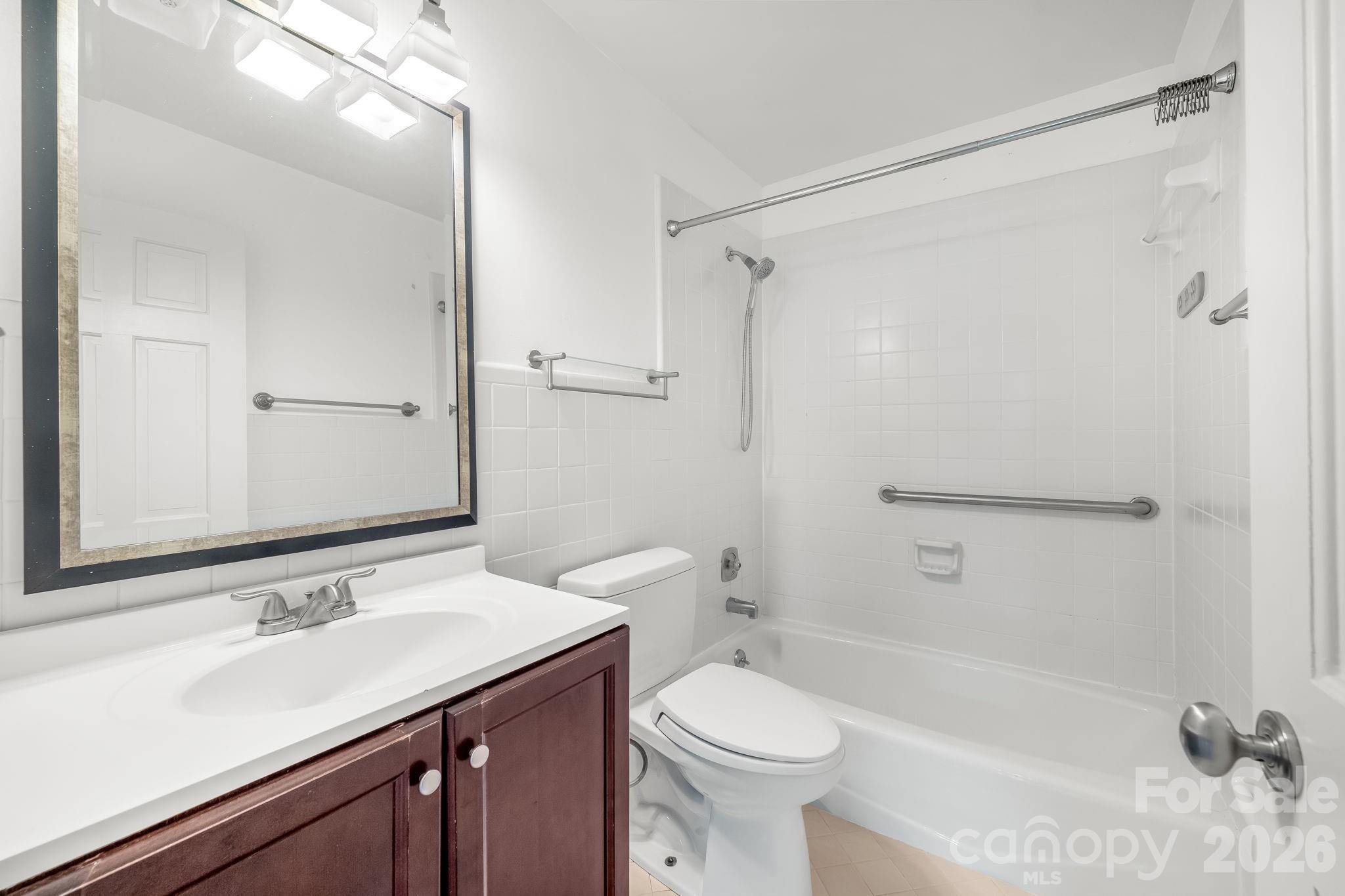 1016 Queens Road #A — Charlotte