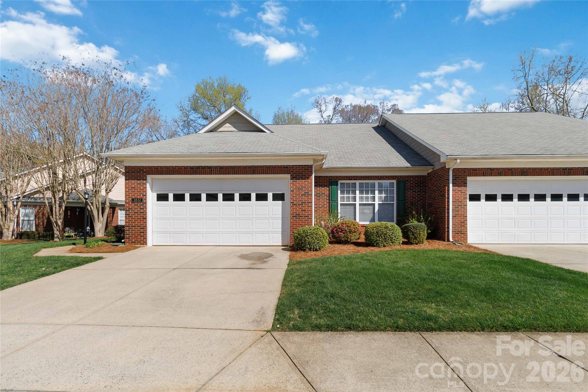 3832 Misty Glen Court — Matthews