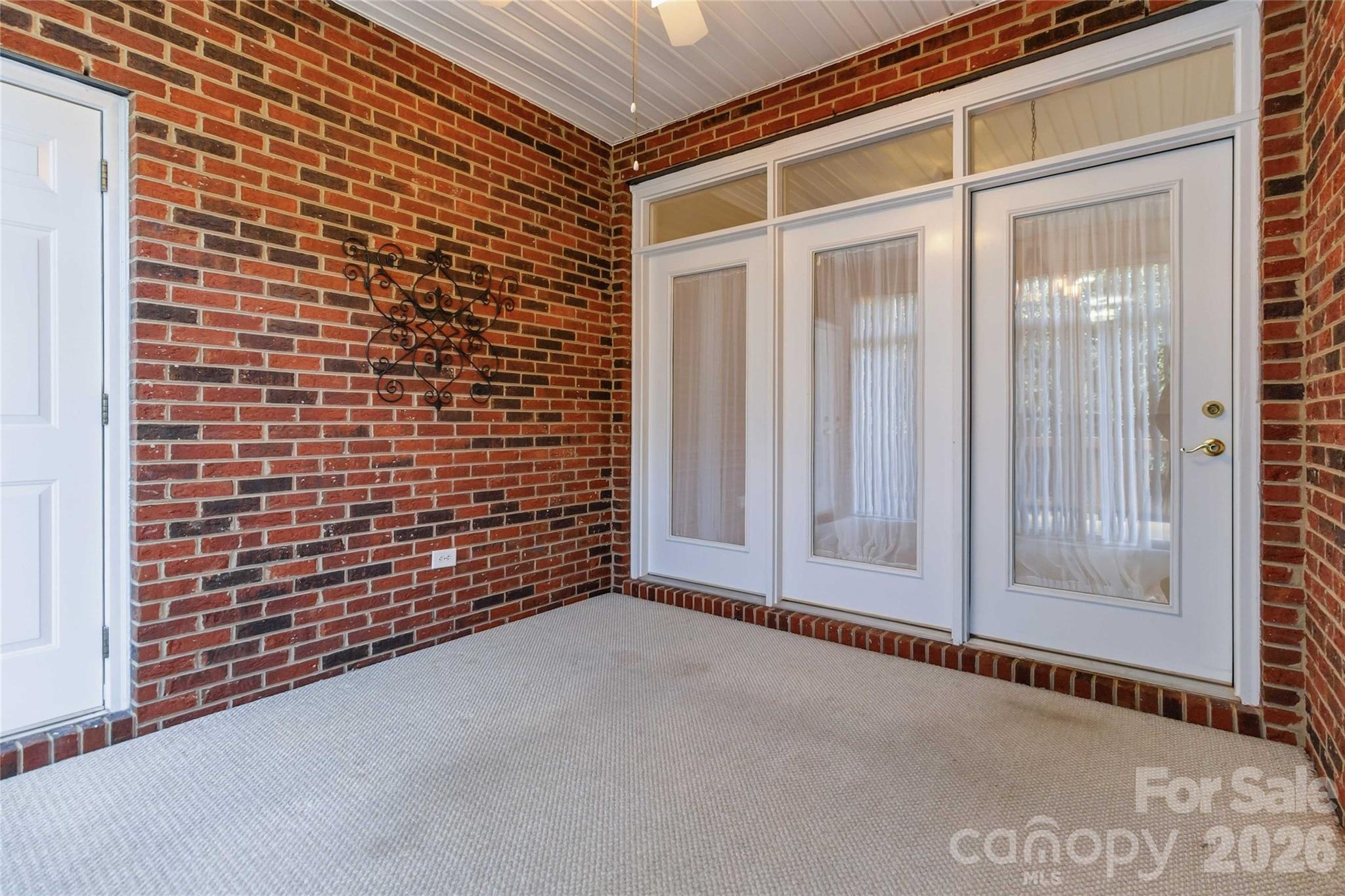 3832 Misty Glen Court — Matthews